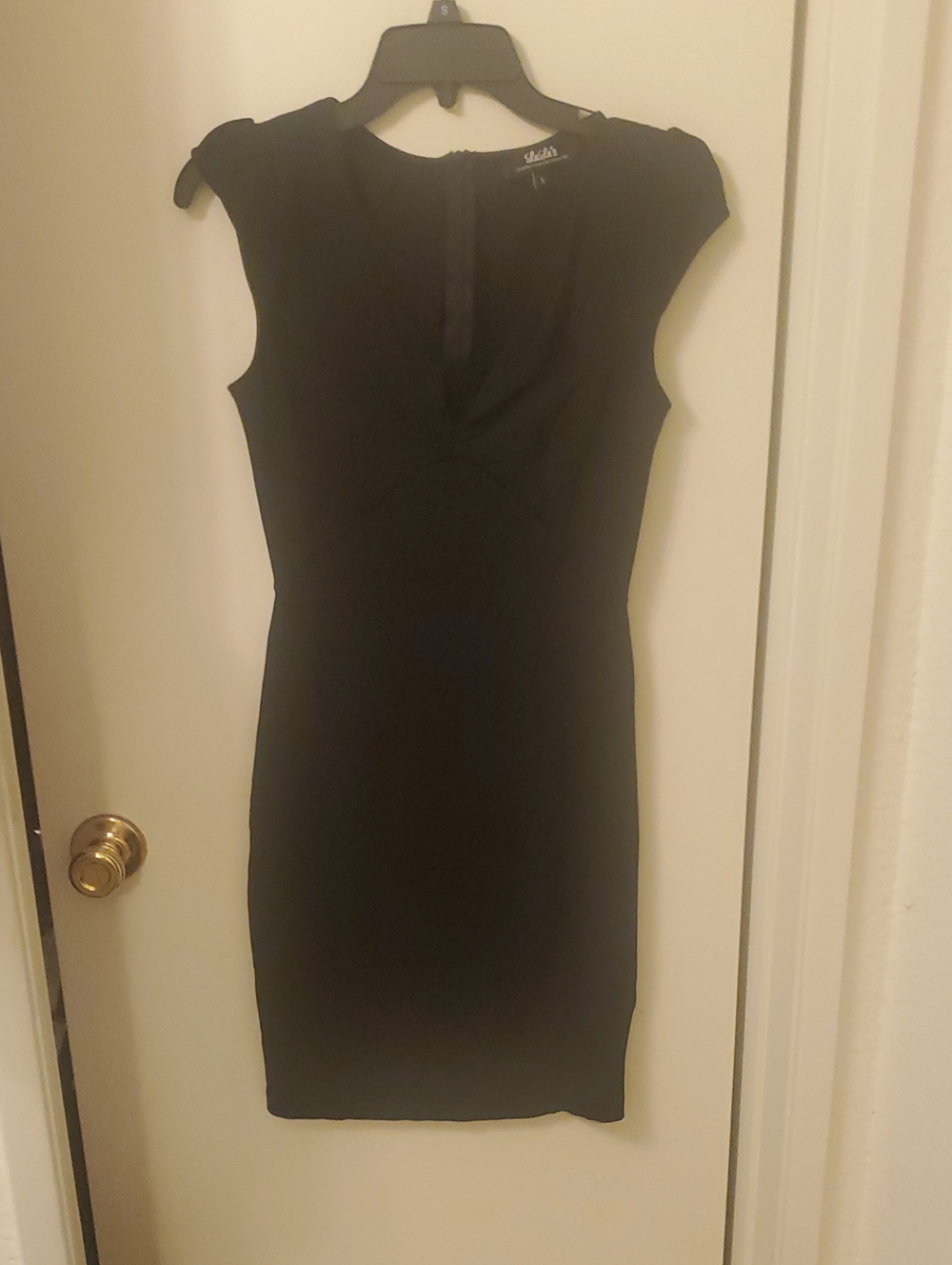 Lulu's Black Cap-Sleeve Sheath Midi Dress with V Neck